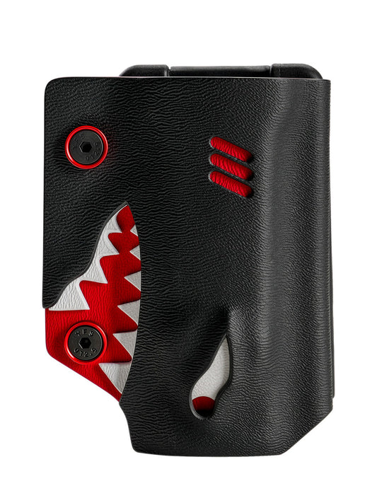TACTICALGEEK TX8 Black and Red Shark Kydex Sheath for Nitecore EDC25 – Front Detail