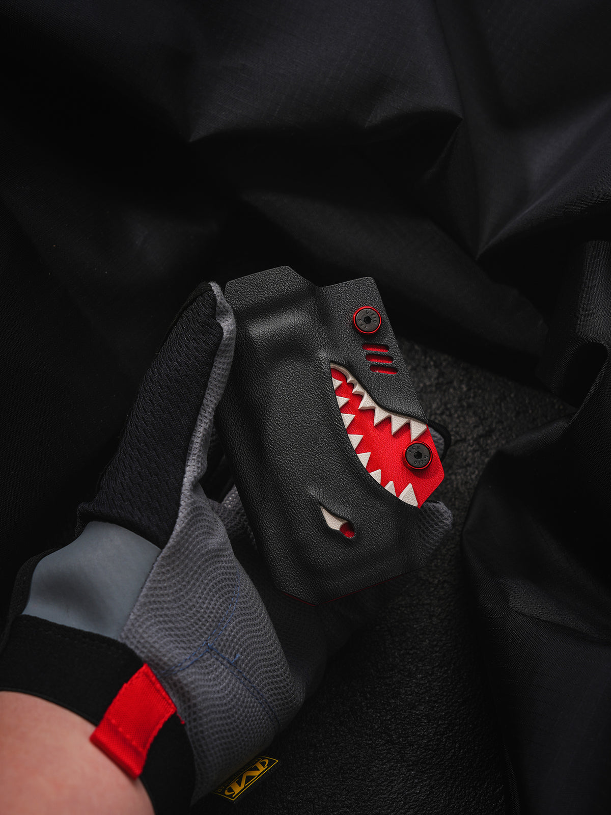 TX8 Custom Kydex Sheath for Nitecore EDC25 | Shark Edition