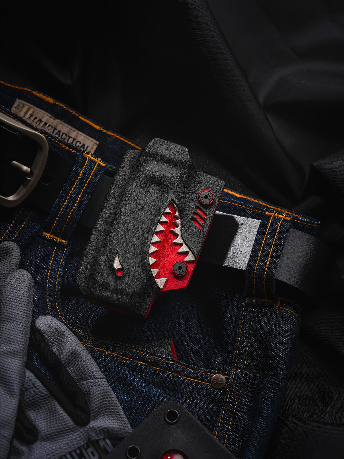 TX8 Custom Kydex Sheath for Nitecore EDC25 | Shark Edition