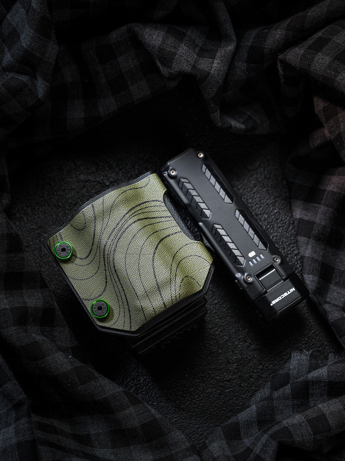 TACTICALGEEK Olive Green Kydex EDC Sheath with Compact Flashlight