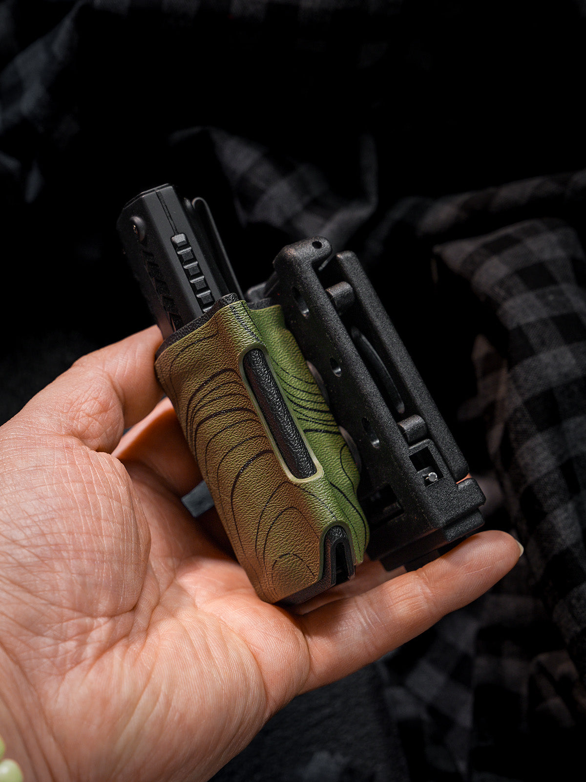 TACTICALGEEK Olive Green Kydex EDC Sheath – Side Carry and Belt Mount View