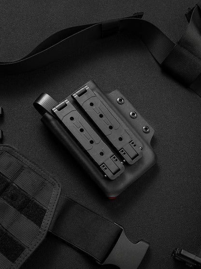 TACTICALGEEK Chest-Front Phone Sheath – Dual Rear Mounting Clips Detail