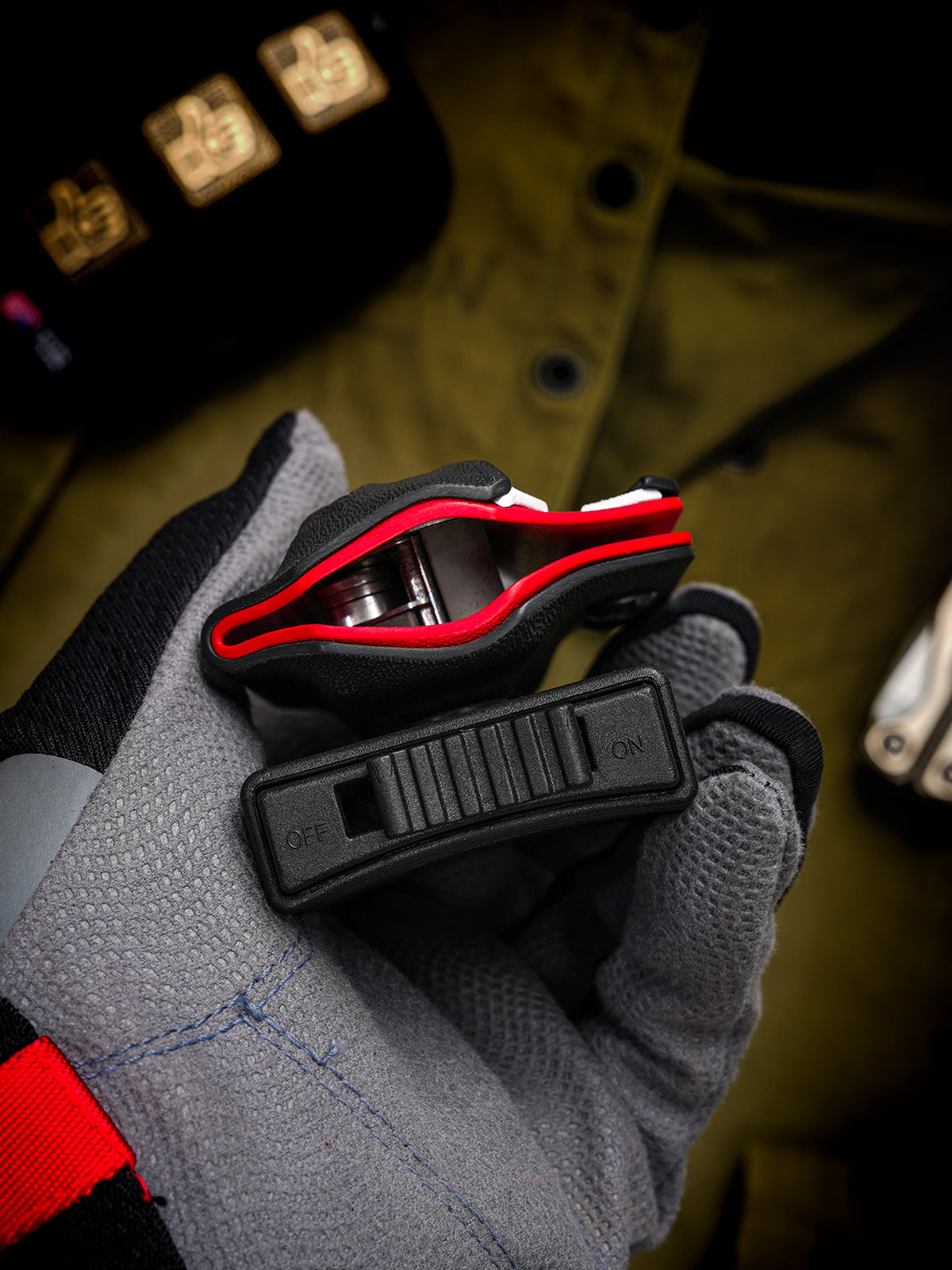 TACTICALGEEK Shark Kydex Multi-Tool Sheath – Quick-Release Mount Safety Lock Detail